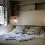 Zecamping 4 Etoiles Familial Espace Aquatique Locatif Tv Lv Clim Kemping