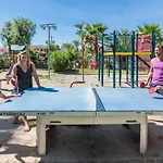 Zecamping 4 Etoiles Familial Espace Aquatique Locatif Tv Lv Clim 4* Sérignan