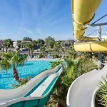 Zecamping 4 Etoiles Familial Espace Aquatique Locatif Tv Lv Clim 4* Sérignan