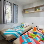Zecamping 4 Etoiles Familial Espace Aquatique Locatif Tv Lv Clim Kemping