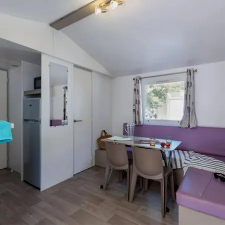 Zecamping 4 Etoiles Familial Espace Aquatique Locatif Tv Lv Clim Κάμπινγκ 4*