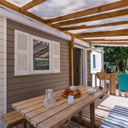 Kamp alanı Zecamping 4 Etoiles Familial Espace Aquatique Locatif Tv Lv Clim 4*