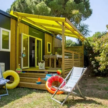 Zecamping 4 Etoiles Familial Espace Aquatique Locatif Tv Lv Clim