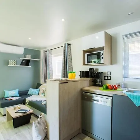 Zecamping 4 Etoiles Familial Espace Aquatique Locatif Tv Lv Clim 4*