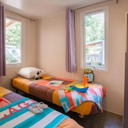 Zecamping 4 Etoiles Familial Espace Aquatique Locatif Tv Lv Clim Kamp alanı Sérignan