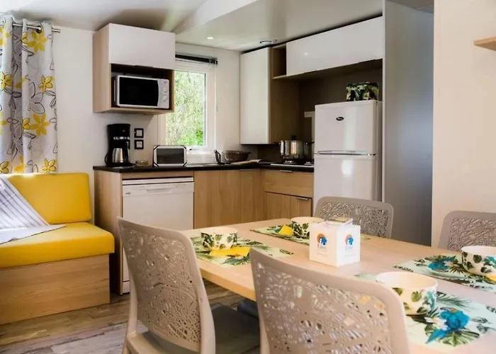 Zecamping 4 Etoiles Familial Espace Aquatique Locatif Tv Lv Clim Sérignan