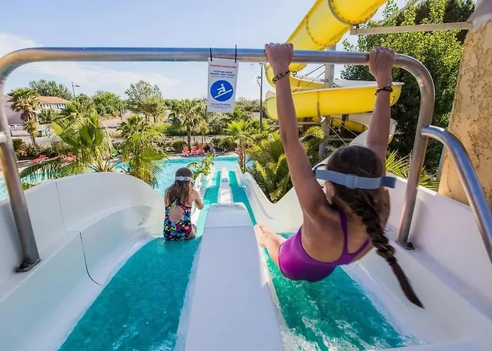 Zecamping 4 Etoiles Familial Espace Aquatique Locatif Tv Lv Clim Kamp alanı Sérignan