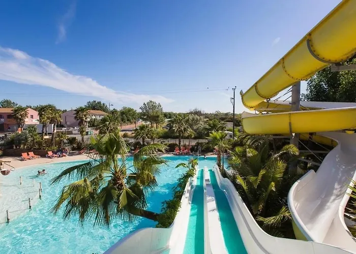 Zecamping 4 Etoiles Familial Espace Aquatique Locatif Tv Lv Clim Kamp alanı