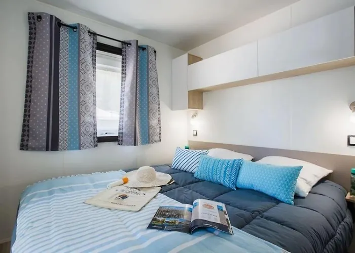 Zecamping 4 Etoiles Familial Espace Aquatique Locatif Tv Lv Clim 4*