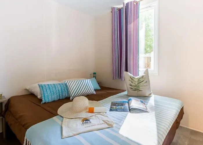 Kamp alanı Zecamping 4 Etoiles Familial Espace Aquatique Locatif Tv Lv Clim 4*